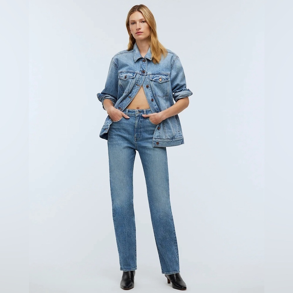 Madewell The Tall '90s Straight Jean in Rondell Wash: Crease Edition